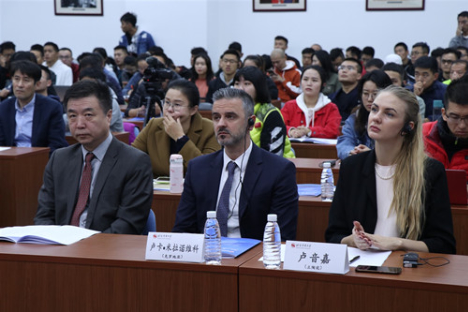 4cb3041758db4fc4a5e7958f81ca98e2